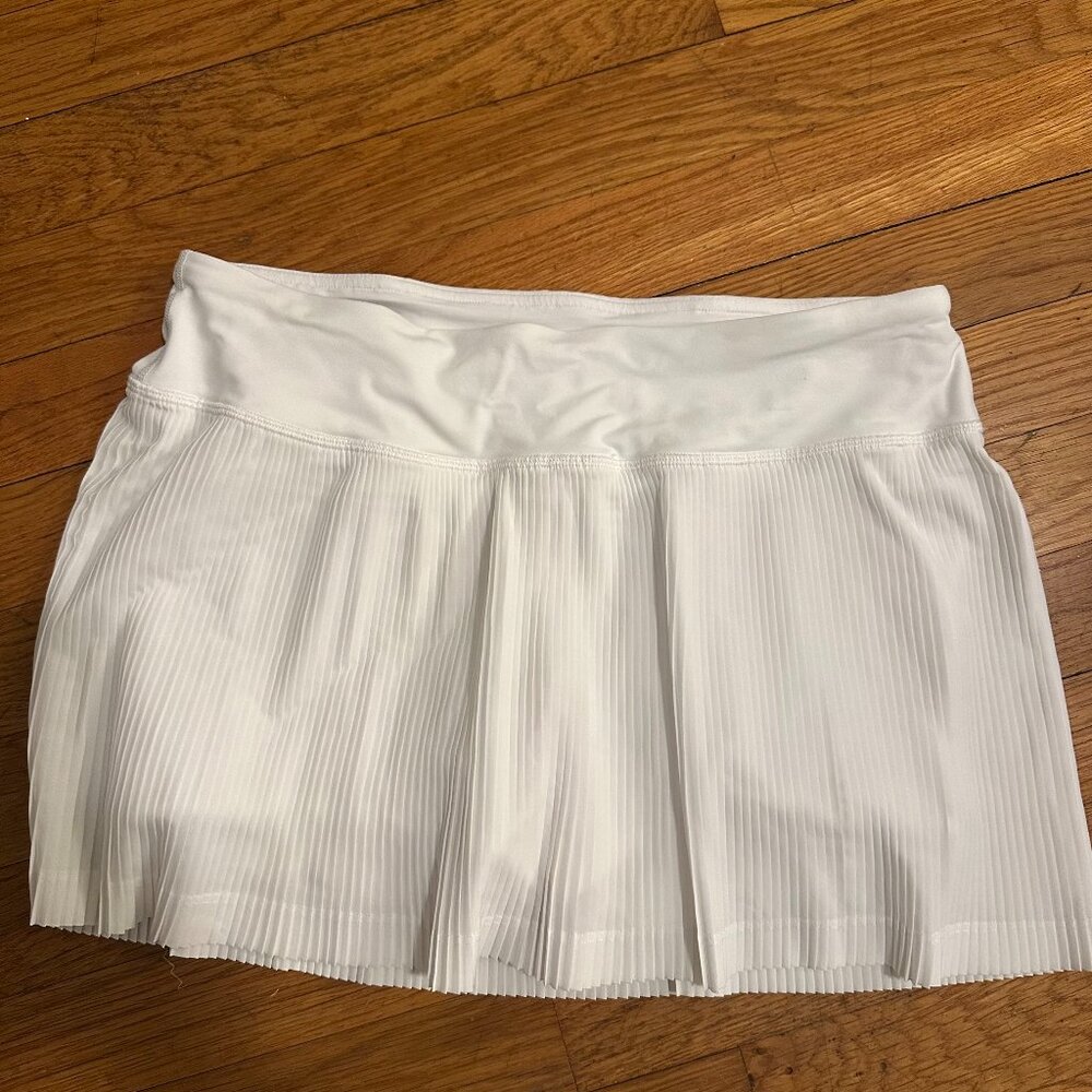 Lululemon White Tennis Skirt, Size 4